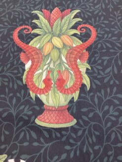 Tessuto cotone Vasi animati fondo verde scuro e nero