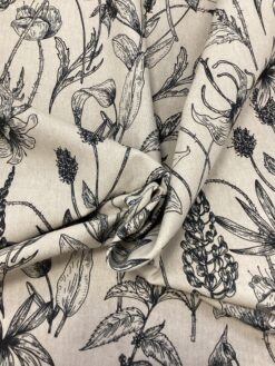 Alternative view of Tessuto misto cotone stampa floreale nera su fondo tortora