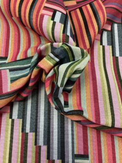 Alternative view of Tessuto in gobelin blocchi multicolore