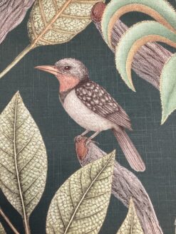 Alternative view of Tessuto in cotone con stampa botanica e faunistica ispirata alla natura selvaggia