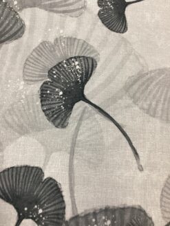 Alternative view of Tessuto antimacchia foglie di Ginkgo biloba sfumature di grigio