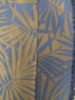 Alternative view of Tessuto con motivo tropicale foglie bronzo fondo blu denominato